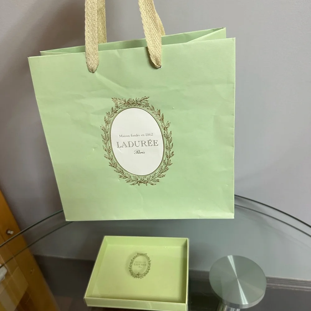 Laduree gift set of bag and box new